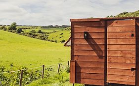 Leto Shepherds Hut By Airpremier